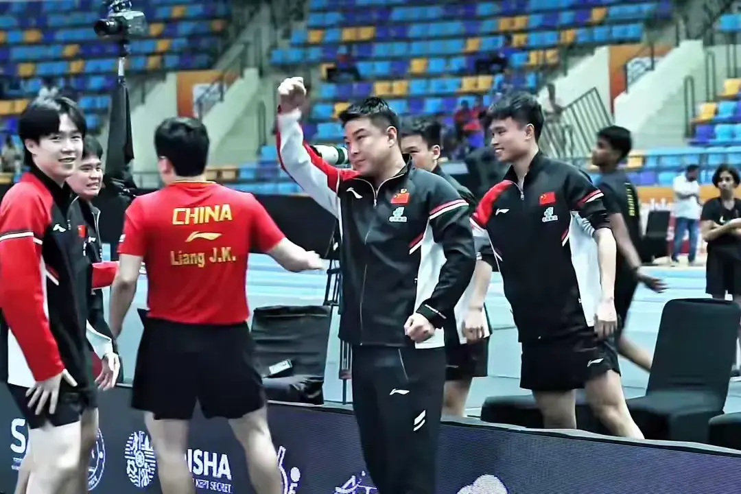 嚣张狂傲的, yid